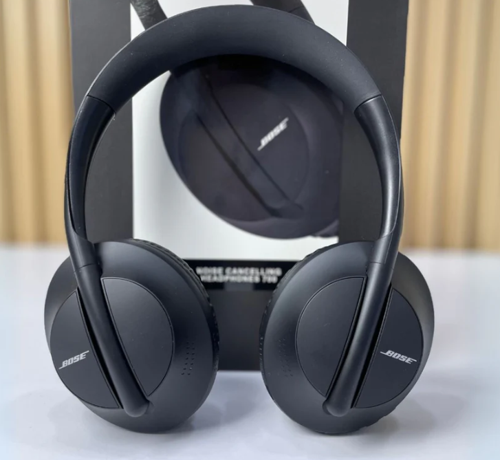 Audífonos Diadema Bose700 con Cancelación Activa de Ruido + Estuche gratis